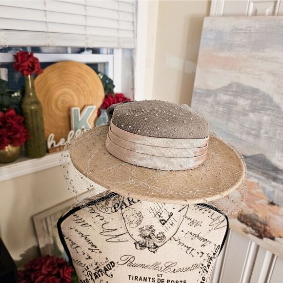 VTG 1920's Whittelts Jurte Tally Ho Mesh Dots Fascinator Wool Statement Hat. - Picture 4 of 16